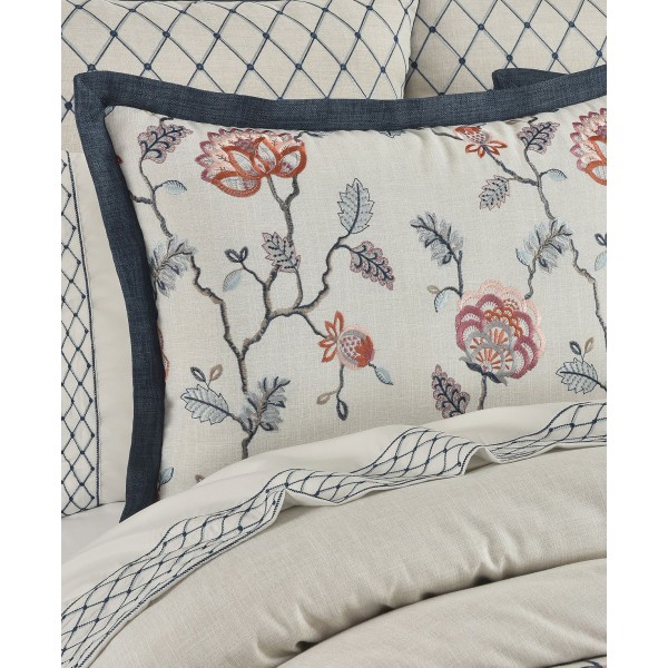 Chic Queen 4-Pc. Comforter Set